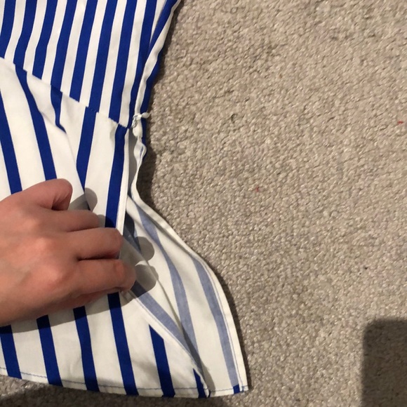 ✨BRAND NEW✨ Zara striped peplum top - Picture 3 of 5